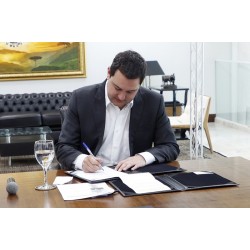 Decretos reduzem tempo para promoção na carreira de bombeiros e policiais militares